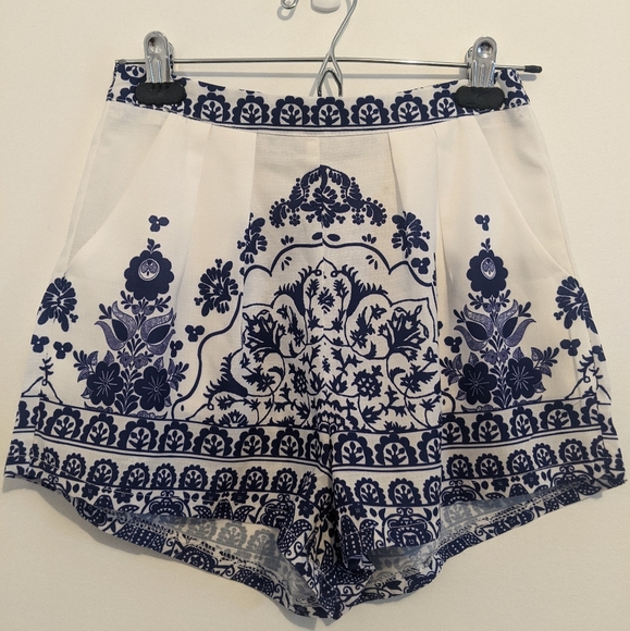 Two-Piece Short Sleeve & Shorts Set - Picture 4 of 7